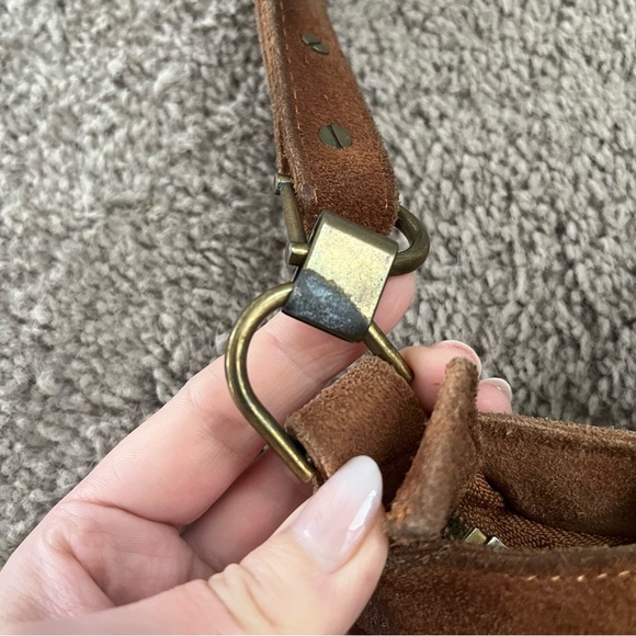 Suede Leather Purse / short straps and long cross body strap (Urban Outfitters) - Picture 3 of 9